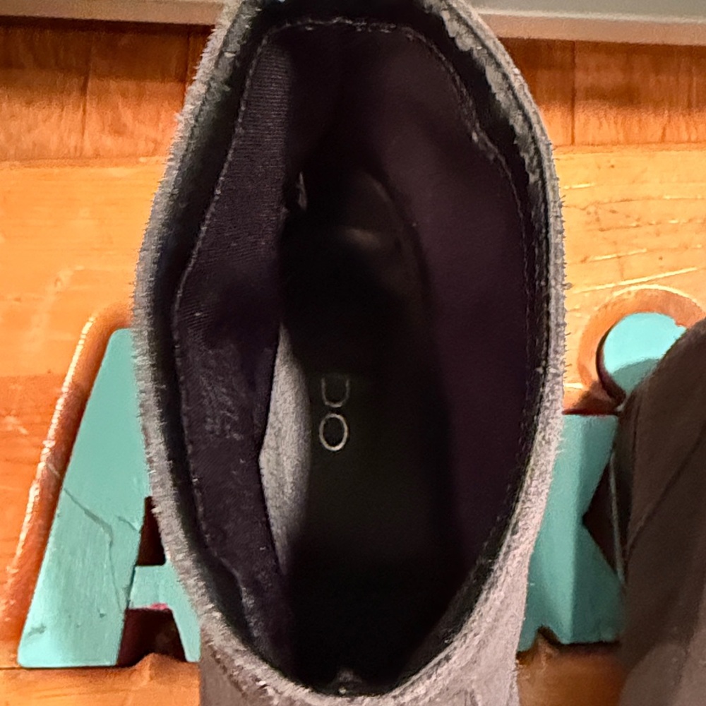 Aldo Gray Ankle Boots - Picture 12 of 16